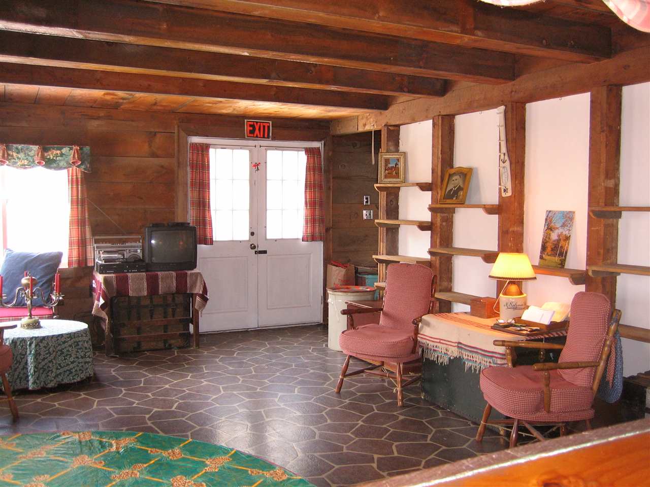 2577 River Road Arlington, VT 05250 - Photo 5 of 20 Gallery Image 5