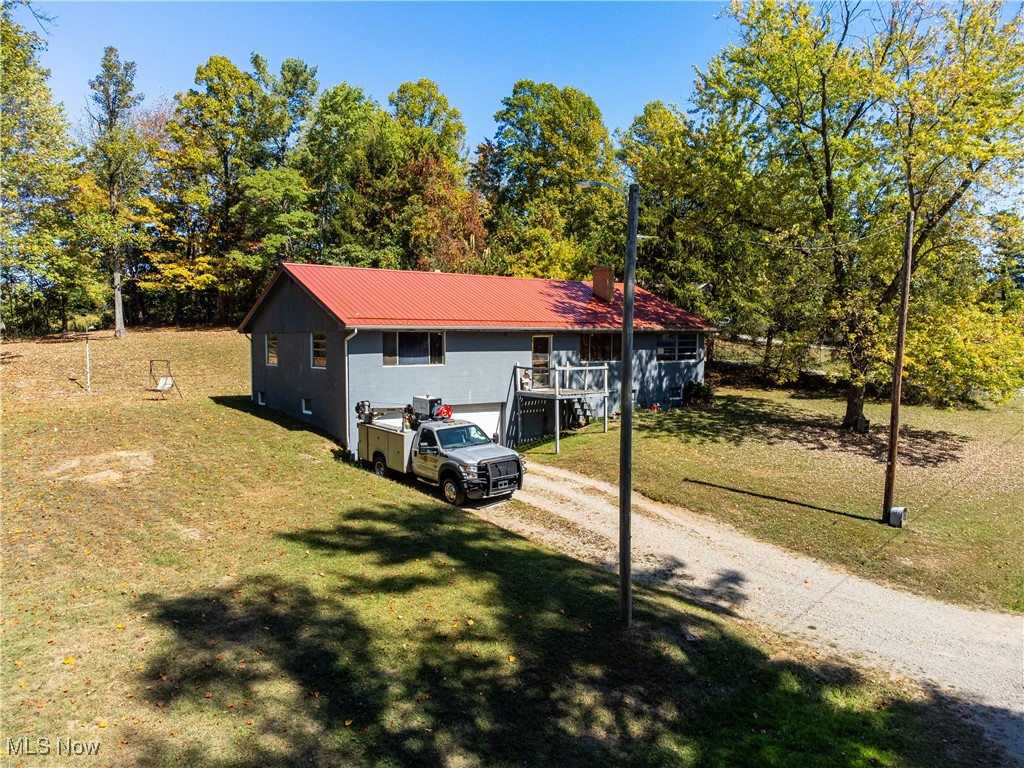 34561 Sunshine Road Piedmont, OH 43983 - Photo 5 of 31