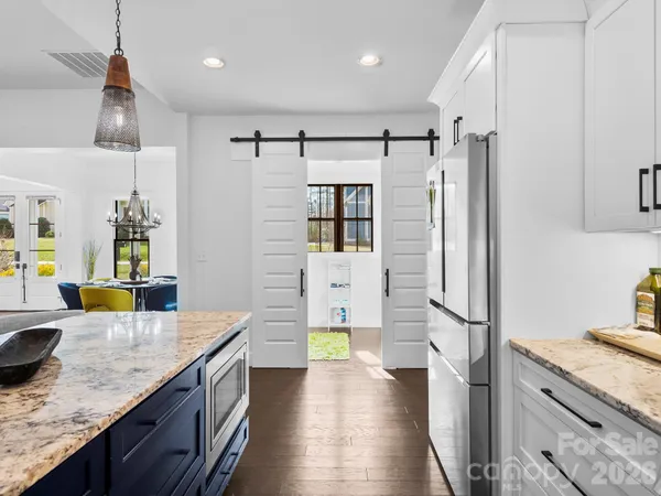 $899,950 | 215 Lindsey Farm Drive, Flat Rock, NC 28731