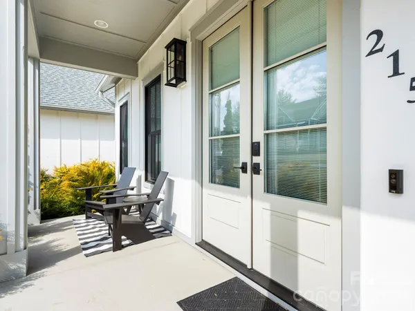 $899,950 | 215 Lindsey Farm Drive, Flat Rock, NC 28731