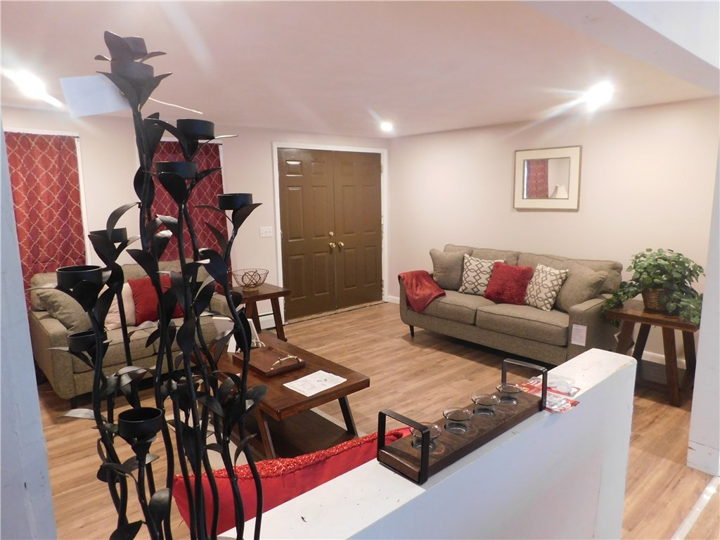 50 Arnold Road Coventry, RI 02816 - Photo 2 of 16
