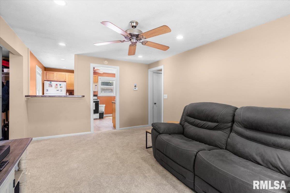 3515 Sherman Street Springfield, IL 62703 - Photo 6 of 22
