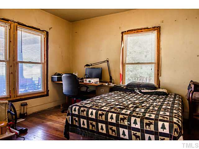 708 Sasser Street Raleigh, NC 27604 - Photo 6 of 13
