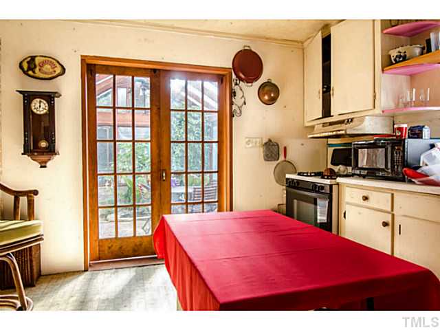 708 Sasser Street Raleigh, NC 27604 - Photo 8 of 13