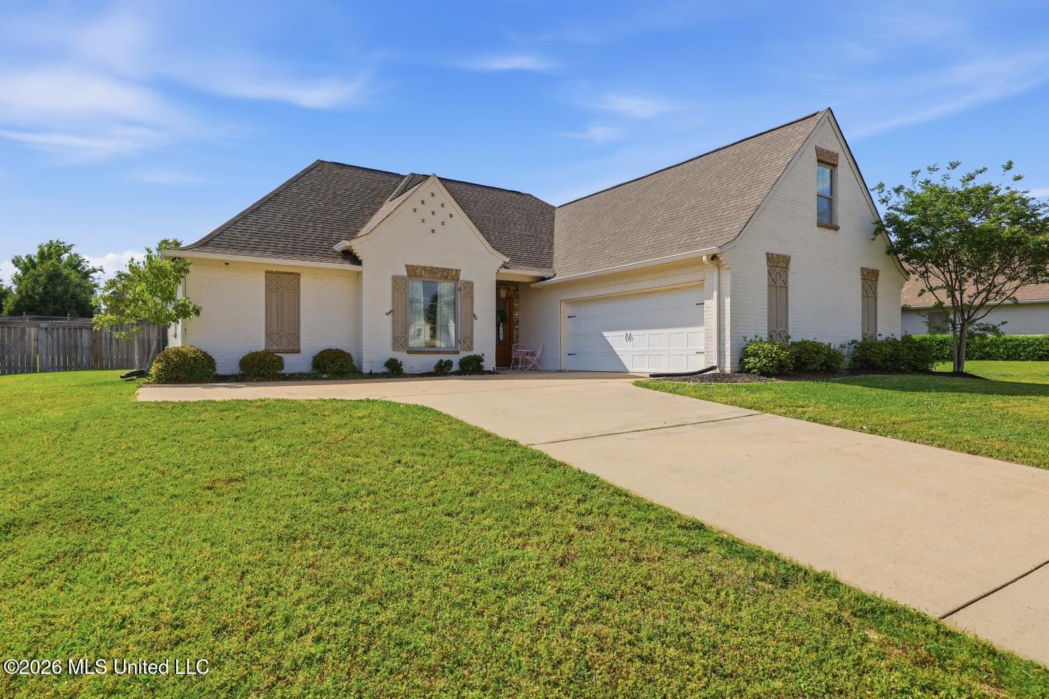 103 Catherine Boulevard Clinton, MS 39056 - Photo 1 of 36 IMG_7316