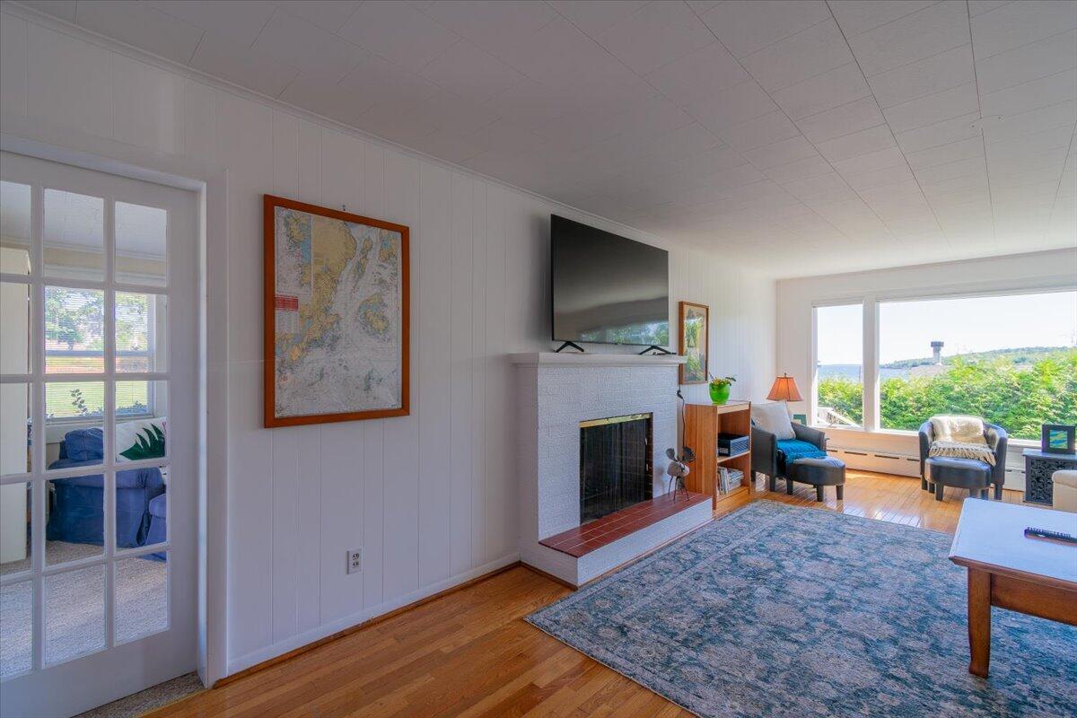 7 Everett Avenue Owls Head, ME 04854 - Photo 5 of 51 7 Everett Avenue, Owls Head