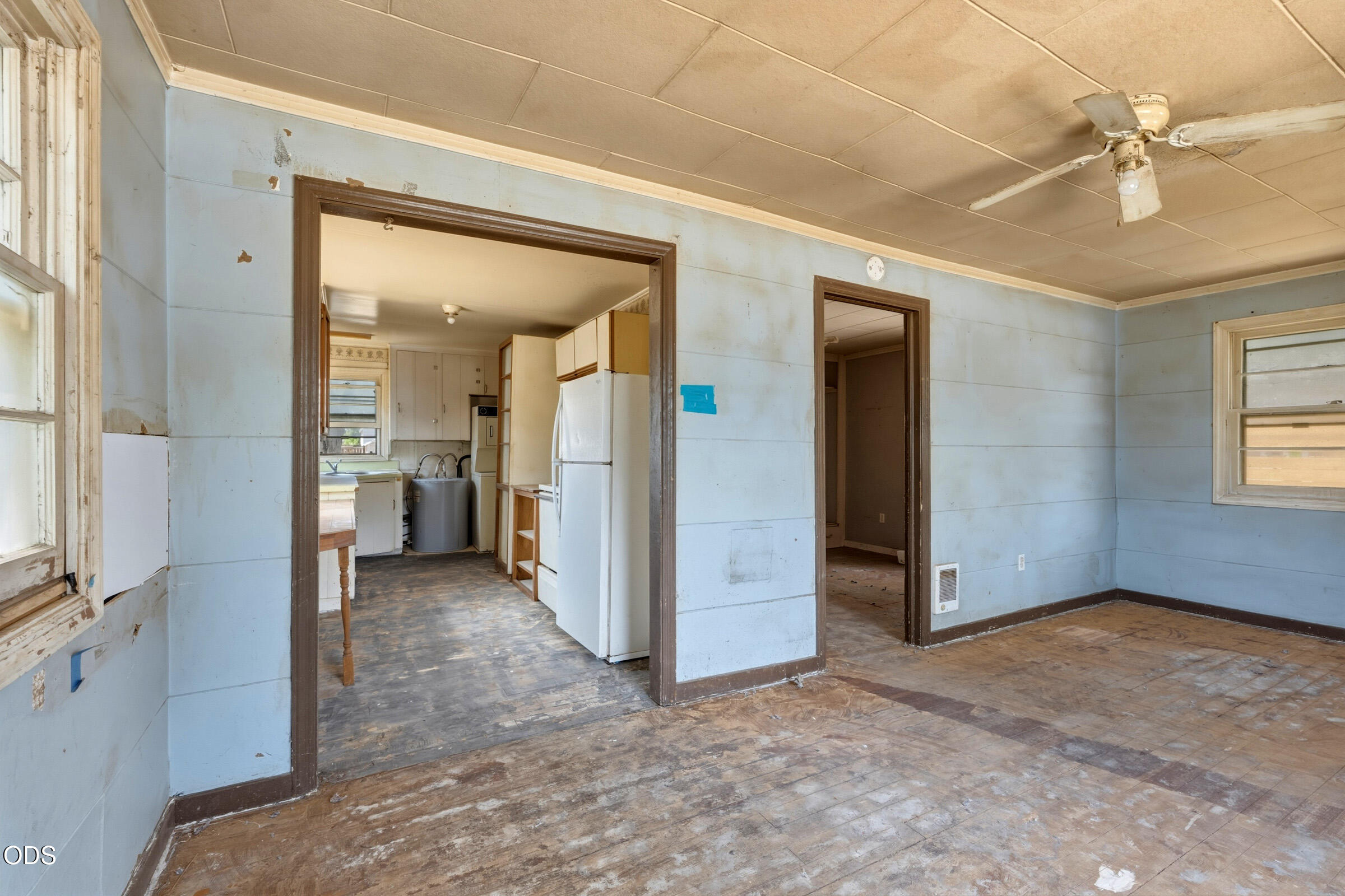 237 Southwest 9th Street Redmond, OR 97756 - Photo 14 of 38