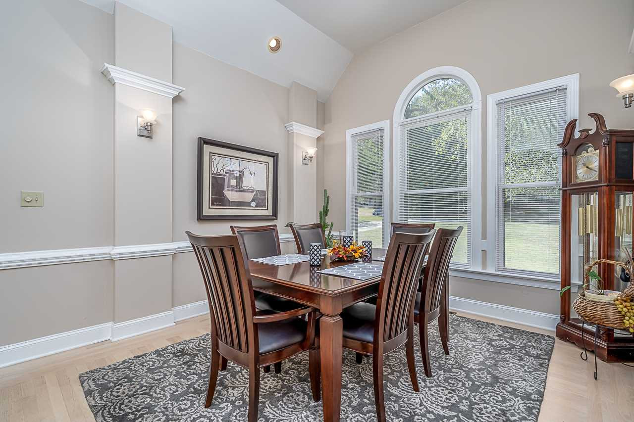 5425 Den Heider Way Raleigh, NC 27606 - Photo 7 of 30 Dining room