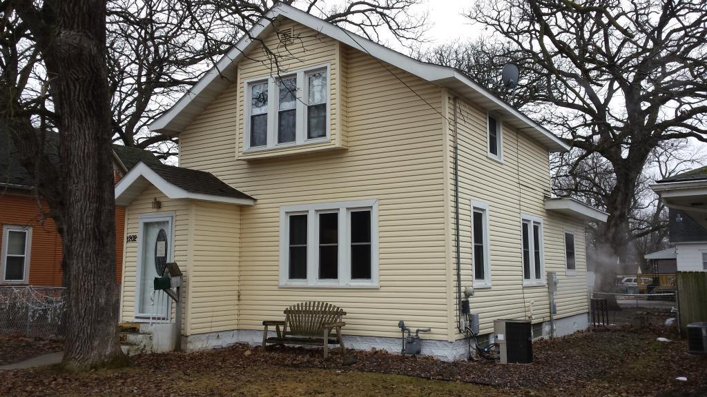 1202 4th Street Southwest Austin, MN 55912 - Photo 1 of 1 Gallery Image 1