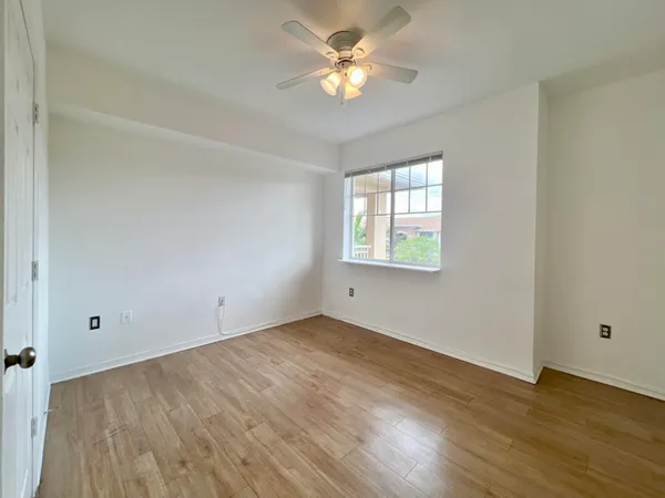 $2,850 | 6450 Emerald Dunes Drive, Unit 301, West Palm Beach, FL 33411