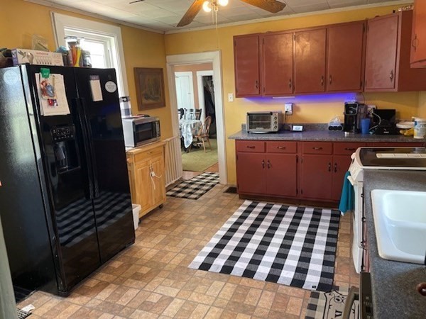 139 Hampden Street Springfield, MA 01151 - Photo 4 of 14 Gallery Image 4