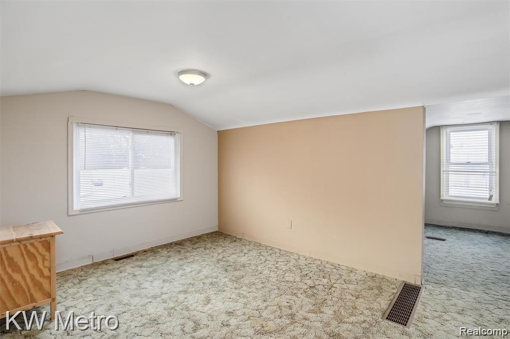 3617 Harrison Avenue Rochester Hills, MI 48307 - Photo 31 of 44