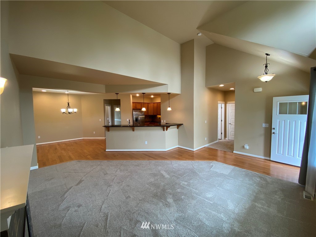 3035 Ridge View Place DuPont, WA 98327 - Photo 4 of 13 Gallery Image 4