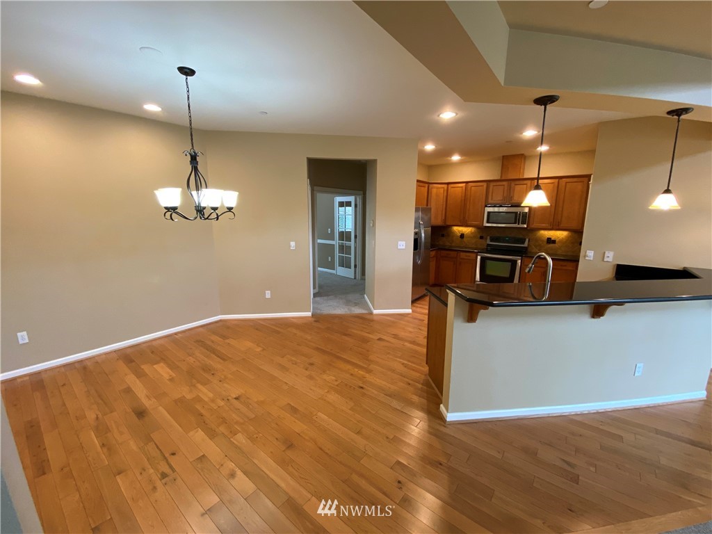 3035 Ridge View Place DuPont, WA 98327 - Photo 5 of 13 Gallery Image 5