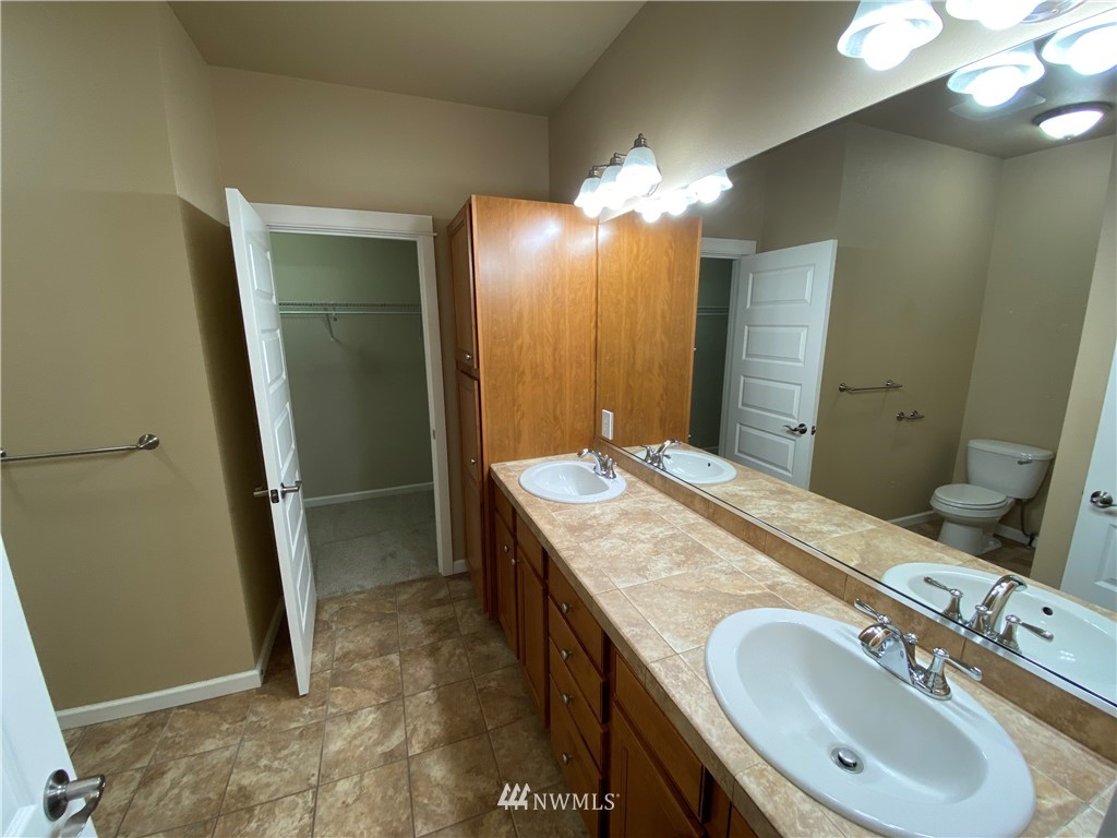 3035 Ridge View Place DuPont, WA 98327 - Photo 7 of 13 Gallery Image 7