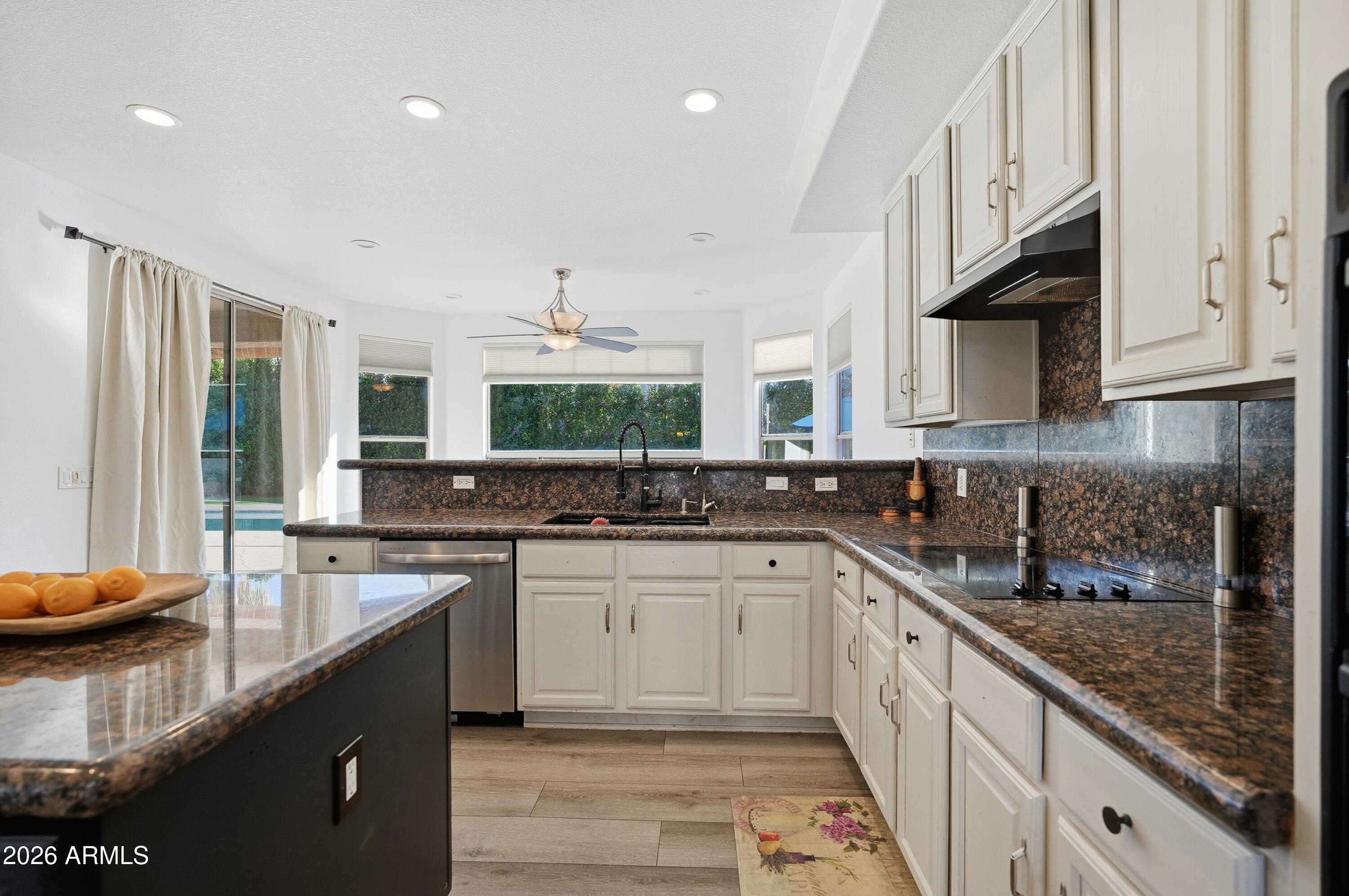3263 East Inverness Avenue Mesa, AZ 85204 - Photo 15 of 78 023_ListerPros
