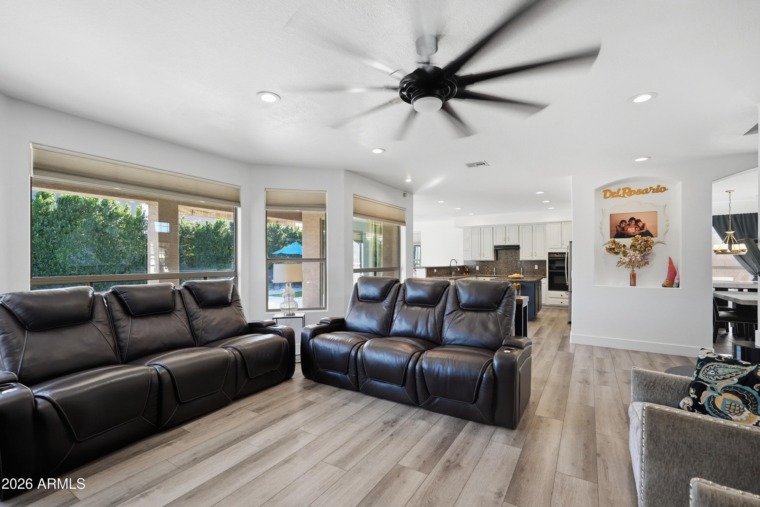 3263 East Inverness Avenue Mesa, AZ 85204 - Photo 10 of 74 018_ListerPros