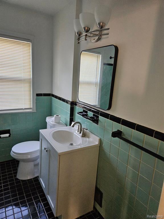 17577 Westmoreland Road Detroit, MI 48219 - Photo 20 of 27 Gallery Image 20