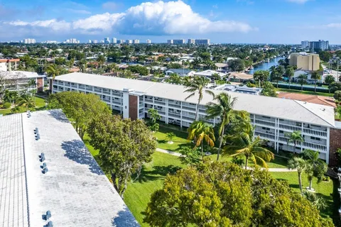 $229,999 | 2455 Northeast 51st Street, Unit E102, Fort Lauderdale, FL 33308