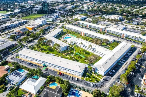 $229,999 | 2455 Northeast 51st Street, Unit E102, Fort Lauderdale, FL 33308