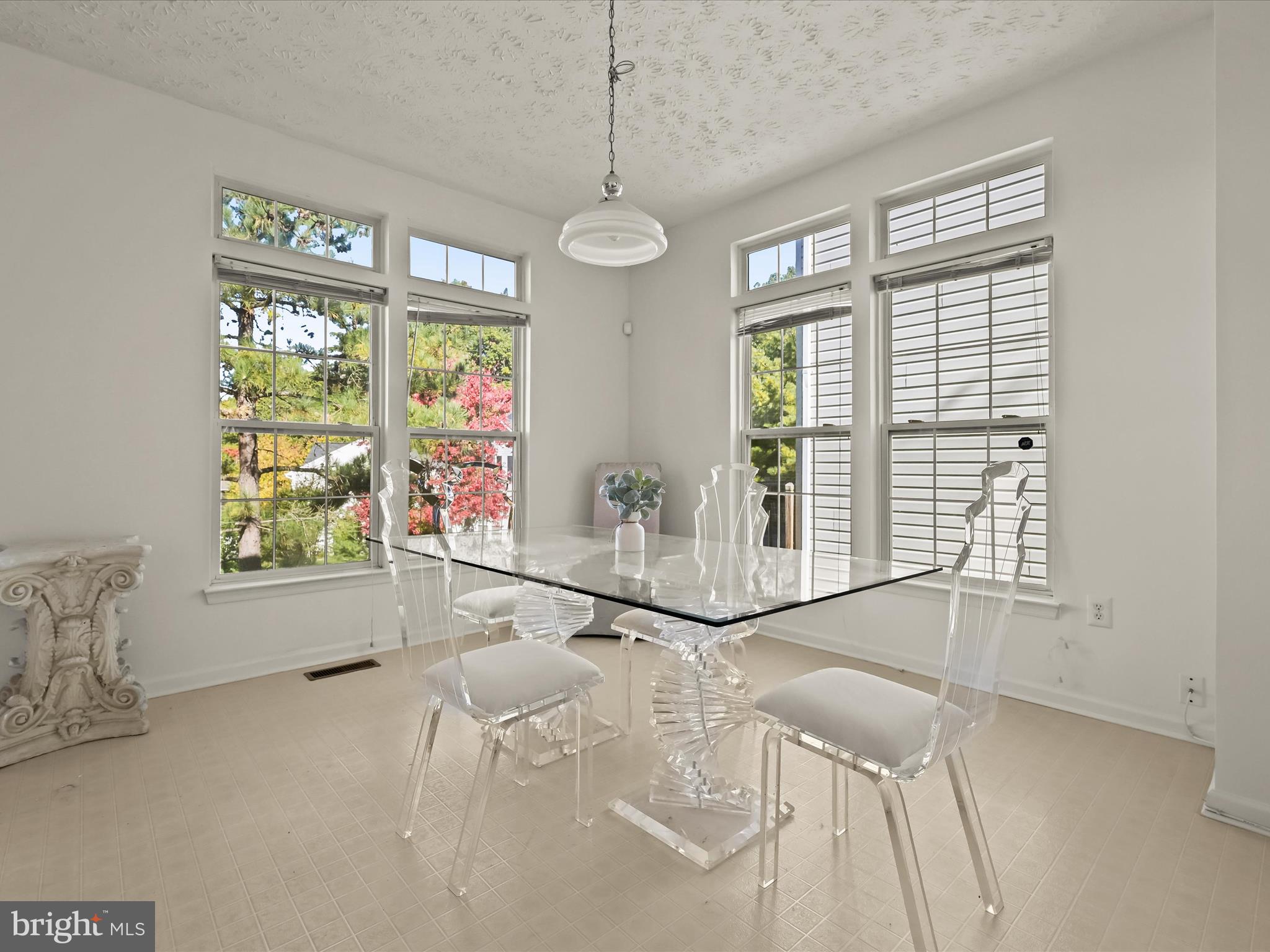 8238 Lyndhurst Street Laurel, MD 20724 - Photo 12 of 50 Dining room