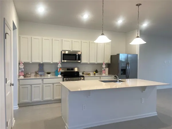 $1,850 | 379 Sol Vista Drive, Dundee, FL 33838