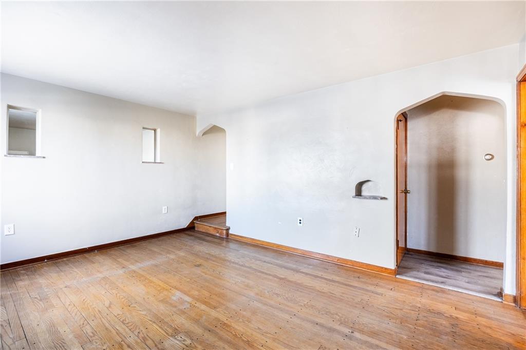 843 Library Avenue Carnegie, PA 15106 - Photo 12 of 25