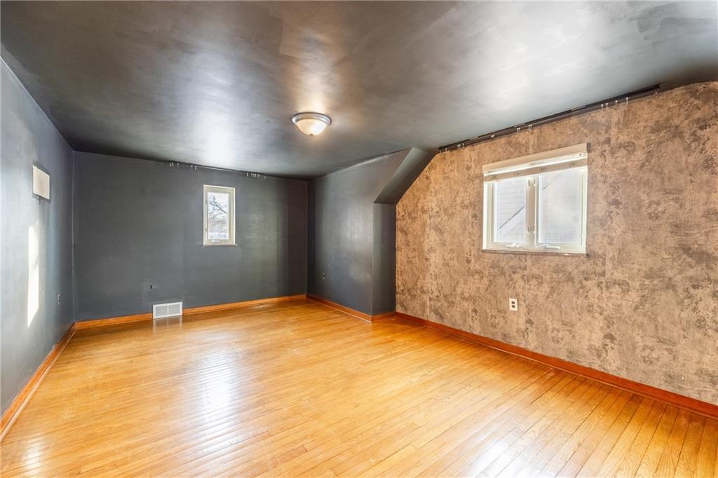 843 Library Avenue Carnegie, PA 15106 - Photo 13 of 25