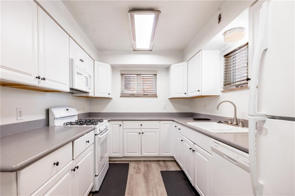 843 Library Avenue Carnegie, PA 15106 - Photo 8 of 25