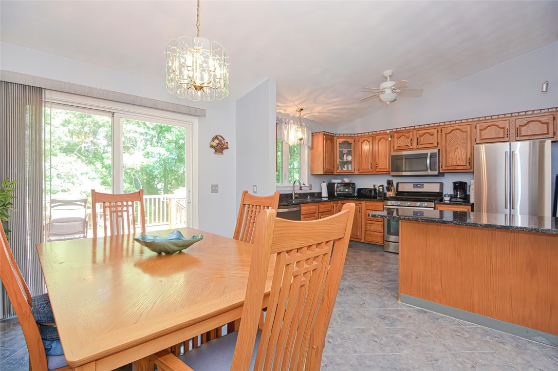 19 Everbloom Drive Johnston, RI 02919 - Photo 11 of 35