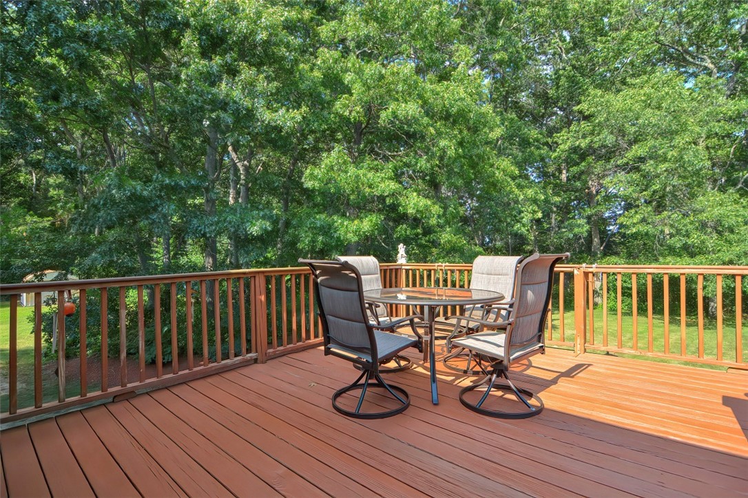 19 Everbloom Drive Johnston, RI 02919 - Photo 31 of 35