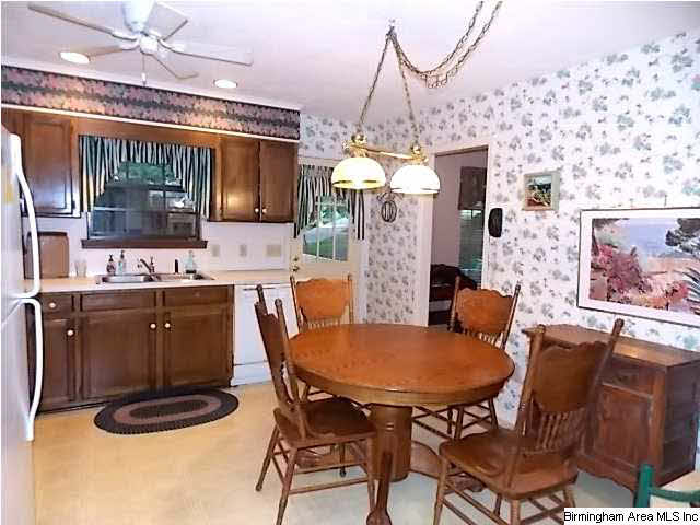 1104 Allison Circle Alabaster, AL 35007 - Photo 16 of 32