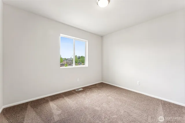 $549,990 | 15671 Ireland Avenue Southeast, Yelm, WA 98597