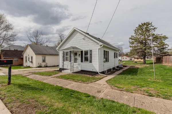 $114,900 | 512 Chestnut Street, Dalzell, IL 61320