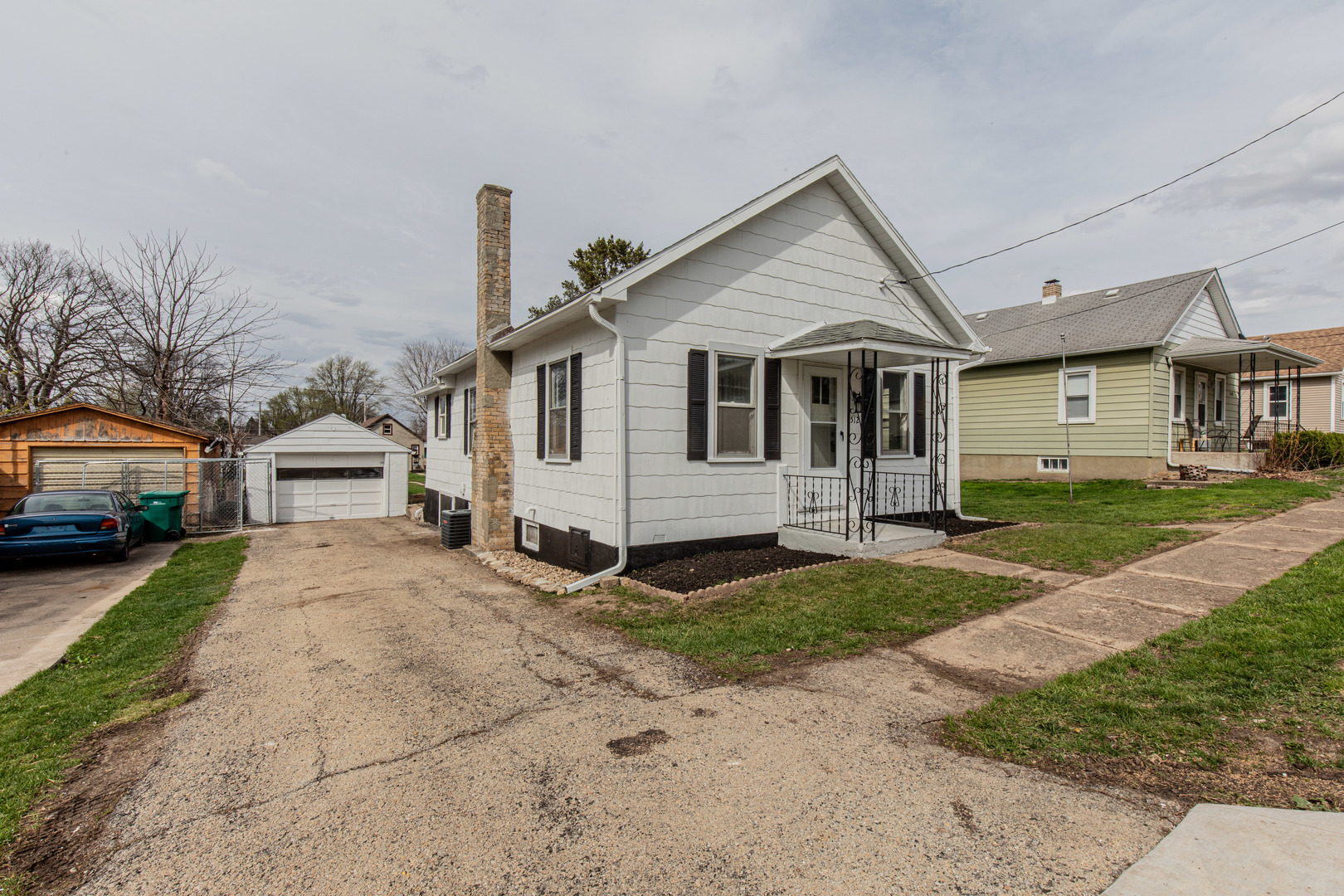 512 Chestnut Street Dalzell, IL 61320 - Photo 2 of 20