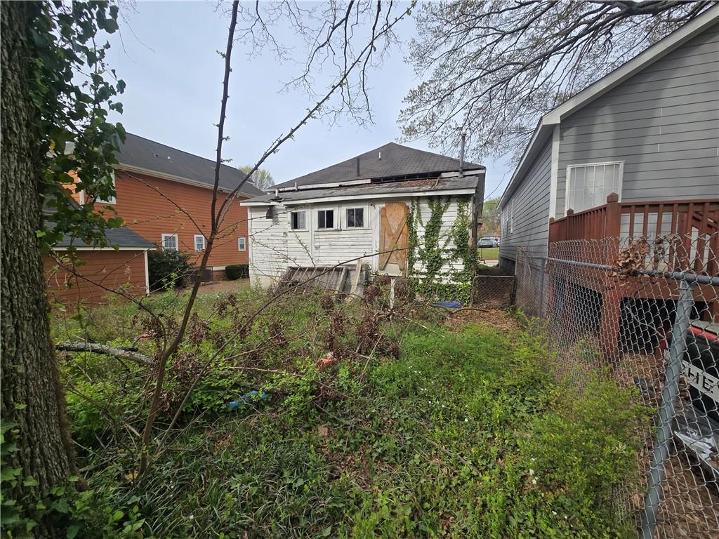 928 Welch Street Southwest Atlanta, GA 30310 - Photo 11 of 13