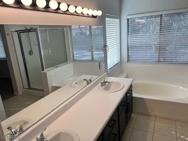 $2,600 | 723 Triple Crown Street, Henderson, NV 89015