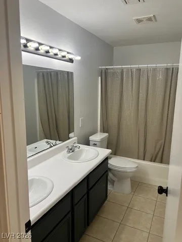 $2,600 | 723 Triple Crown Street, Henderson, NV 89015