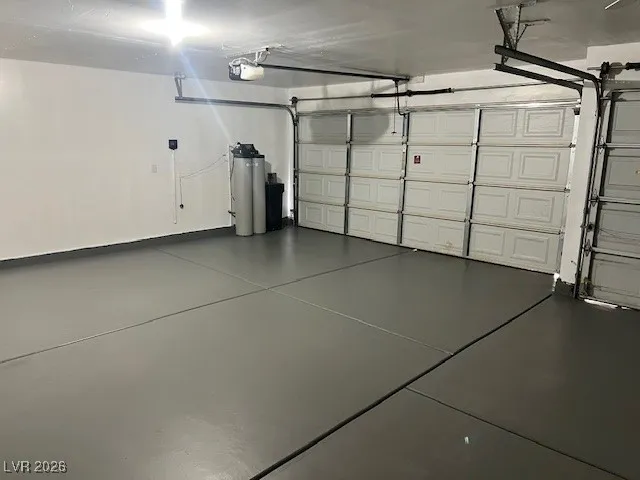 $2,600 | 723 Triple Crown Street, Henderson, NV 89015