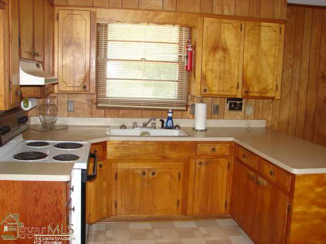 751 Zimmerman Road Spartanburg, SC 29303 - Photo 10 of 11 Gallery Image 10
