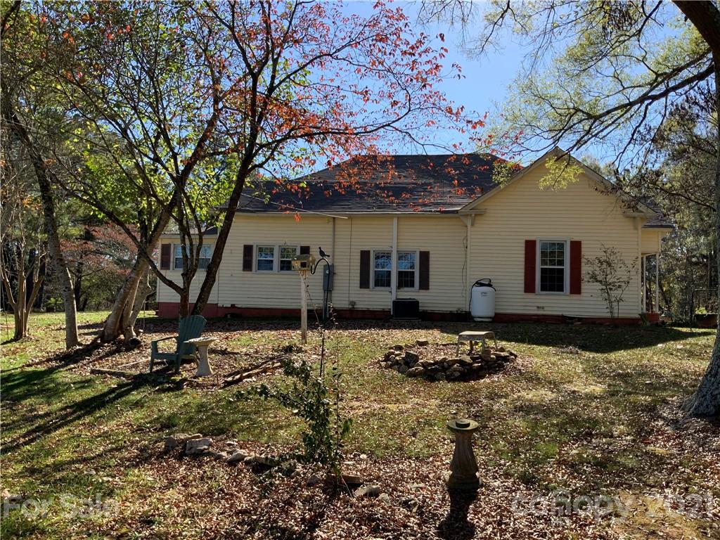 2149 Smithford Road Hickory Grove, SC 29717 - Photo 4 of 16 a front view of a house with a yard