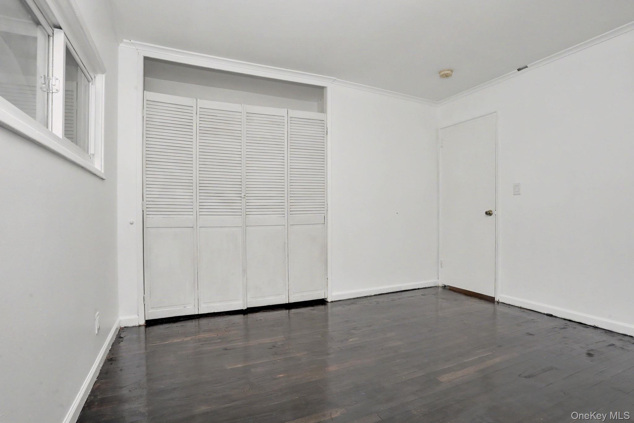 376 County Center Road White Plains, NY 10603 - Photo 22 of 40
