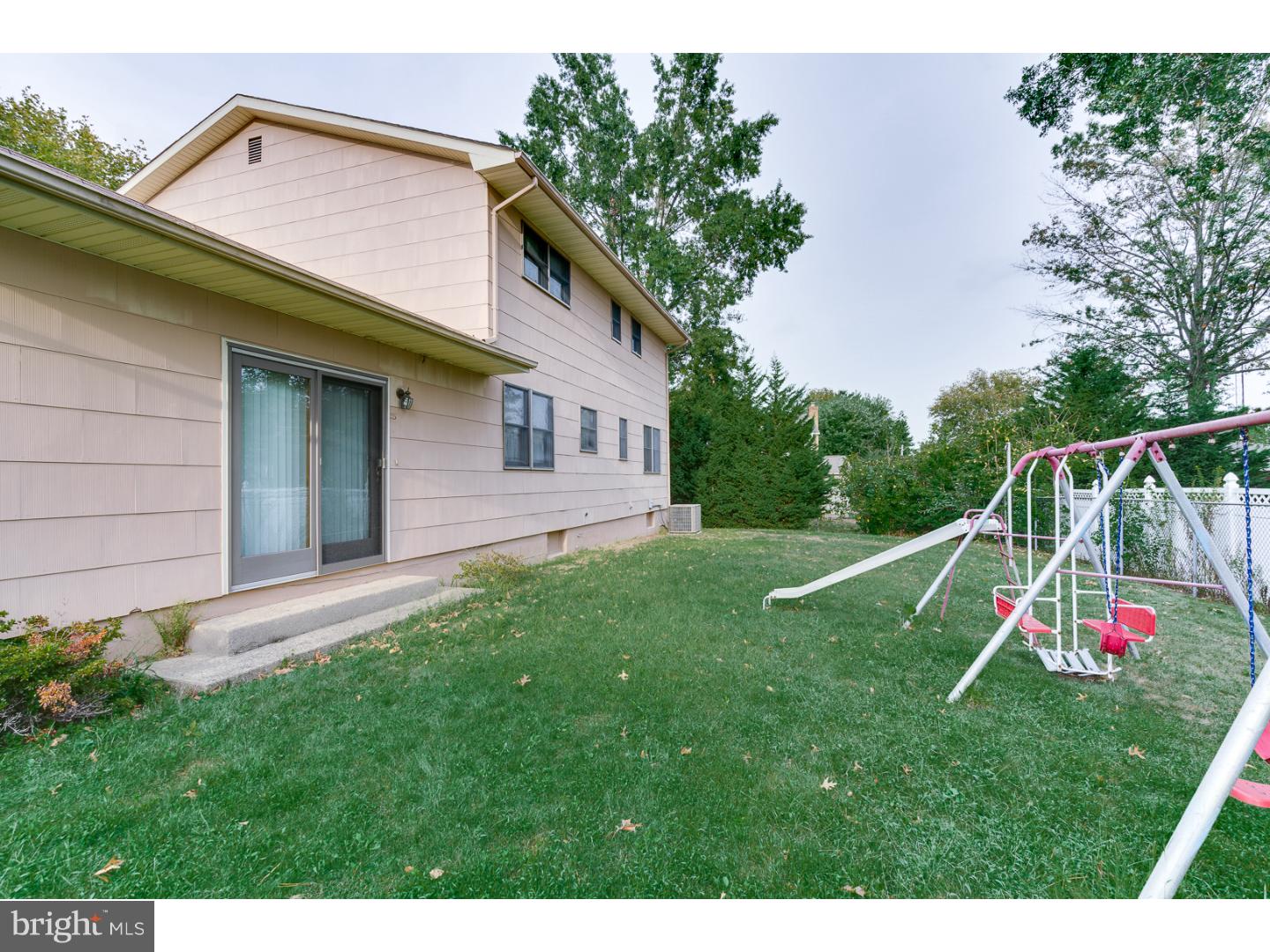 142 Hempstead Road Hamilton, NJ 08610 - Photo 24 of 25 Gallery Image 24