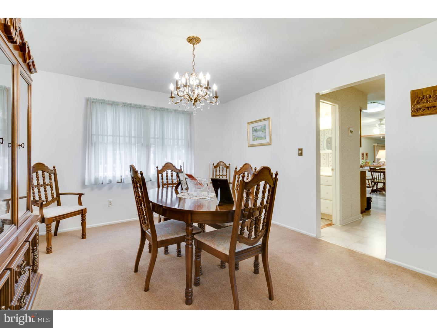 142 Hempstead Road Hamilton, NJ 08610 - Photo 5 of 25 Gallery Image 5