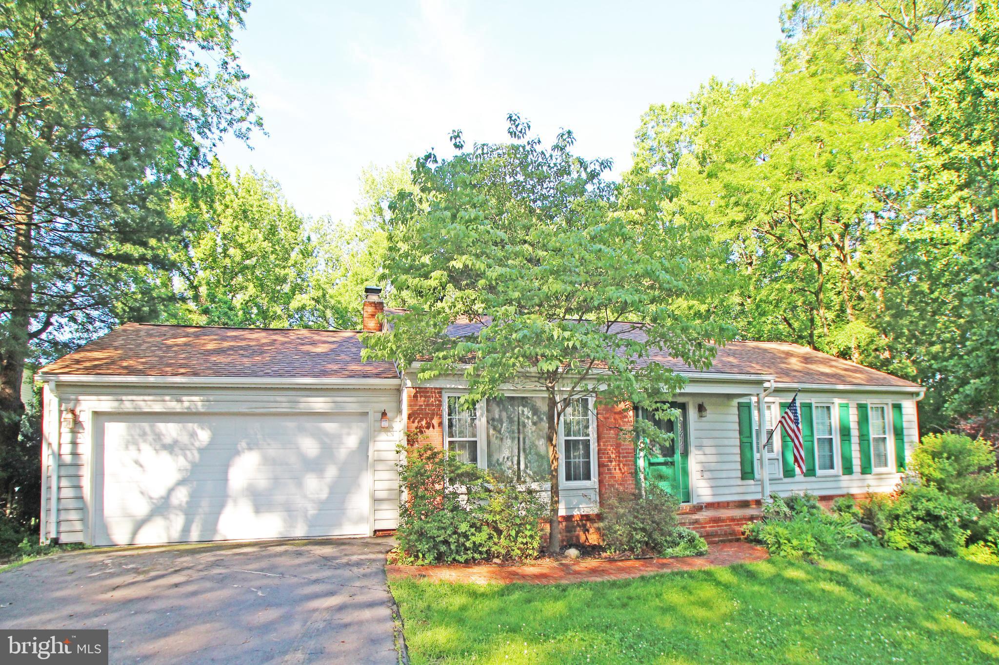 7928 St George Court Springfield, VA 22153 - Photo 3 of 70 Gallery Image 3