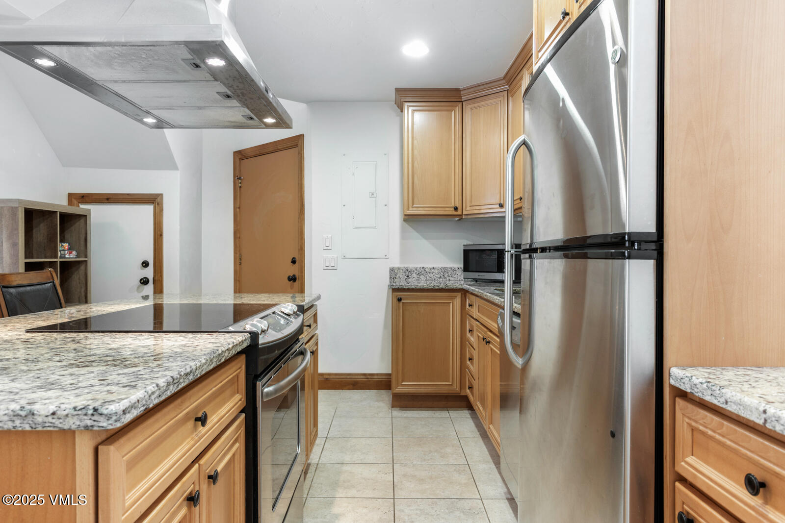 4192 Spruce Way, Unit 209A Vail, CO 81657 - Photo 4 of 25 4192 Spruce Way 209 MLS-3