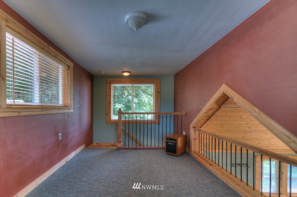 11022 Olalla Valley Road Southeast Olalla, WA 98359 - Photo 22 of 22 Gallery Image 22