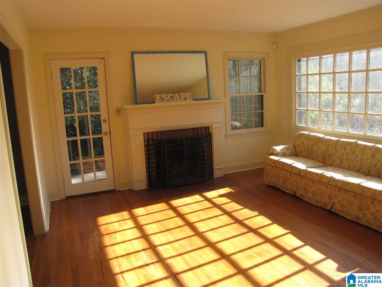 574 Rutherford Circle Birmingham, AL 35206 - Photo 2 of 19