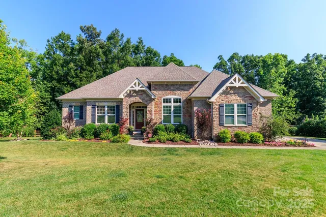 $739,900 | 4012 Crismark Drive, Indian Trail, NC 28079