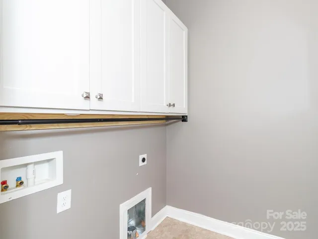 $739,900 | 4012 Crismark Drive, Indian Trail, NC 28079